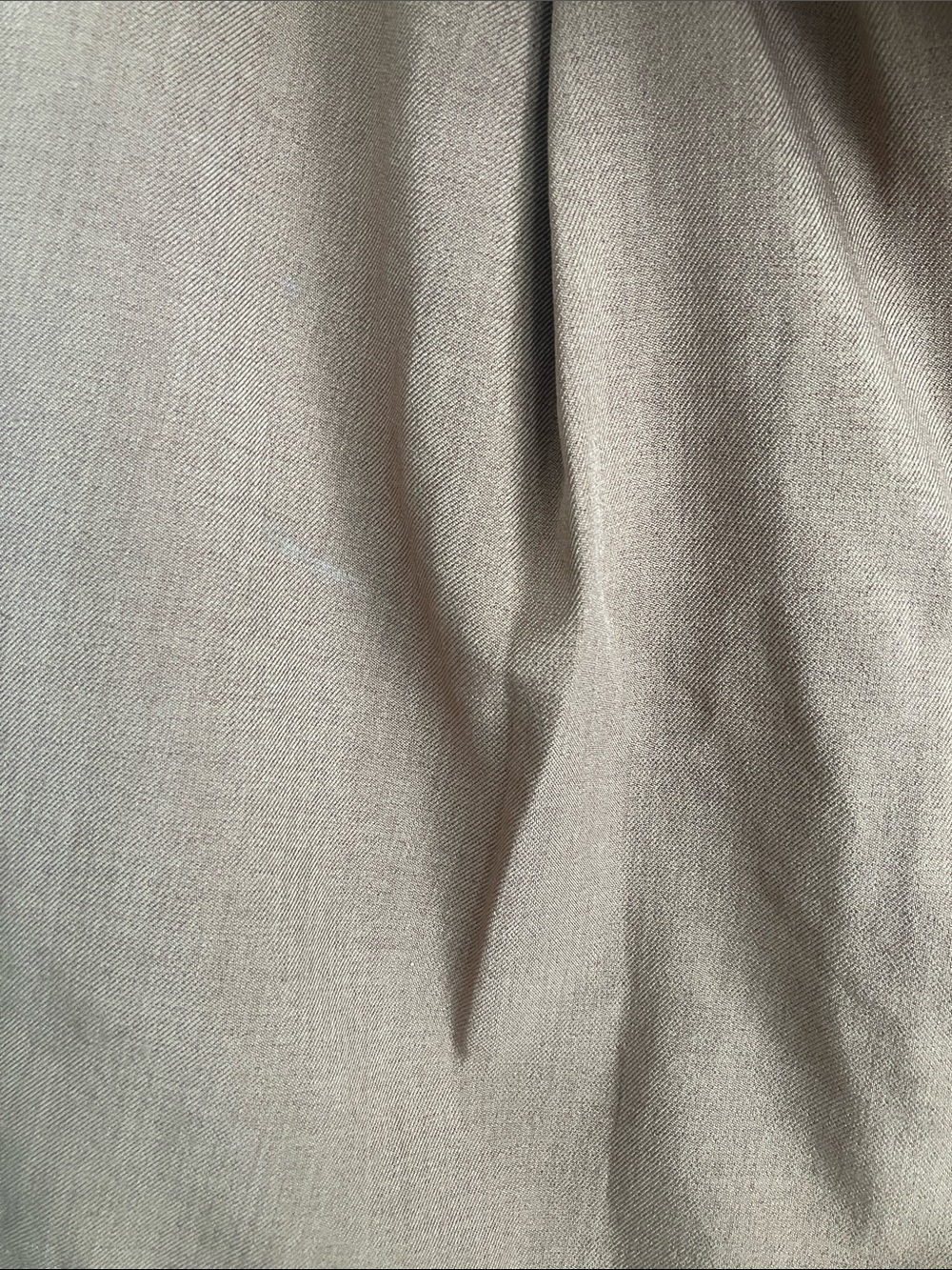 Commense High-Waist Pleated Shorts in Warm Brown - Picture 4 of 5